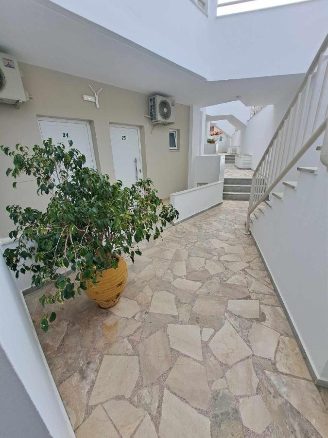 Aretousa Tolón Exterior foto